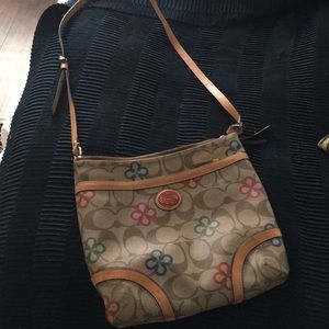 Crossbody purse